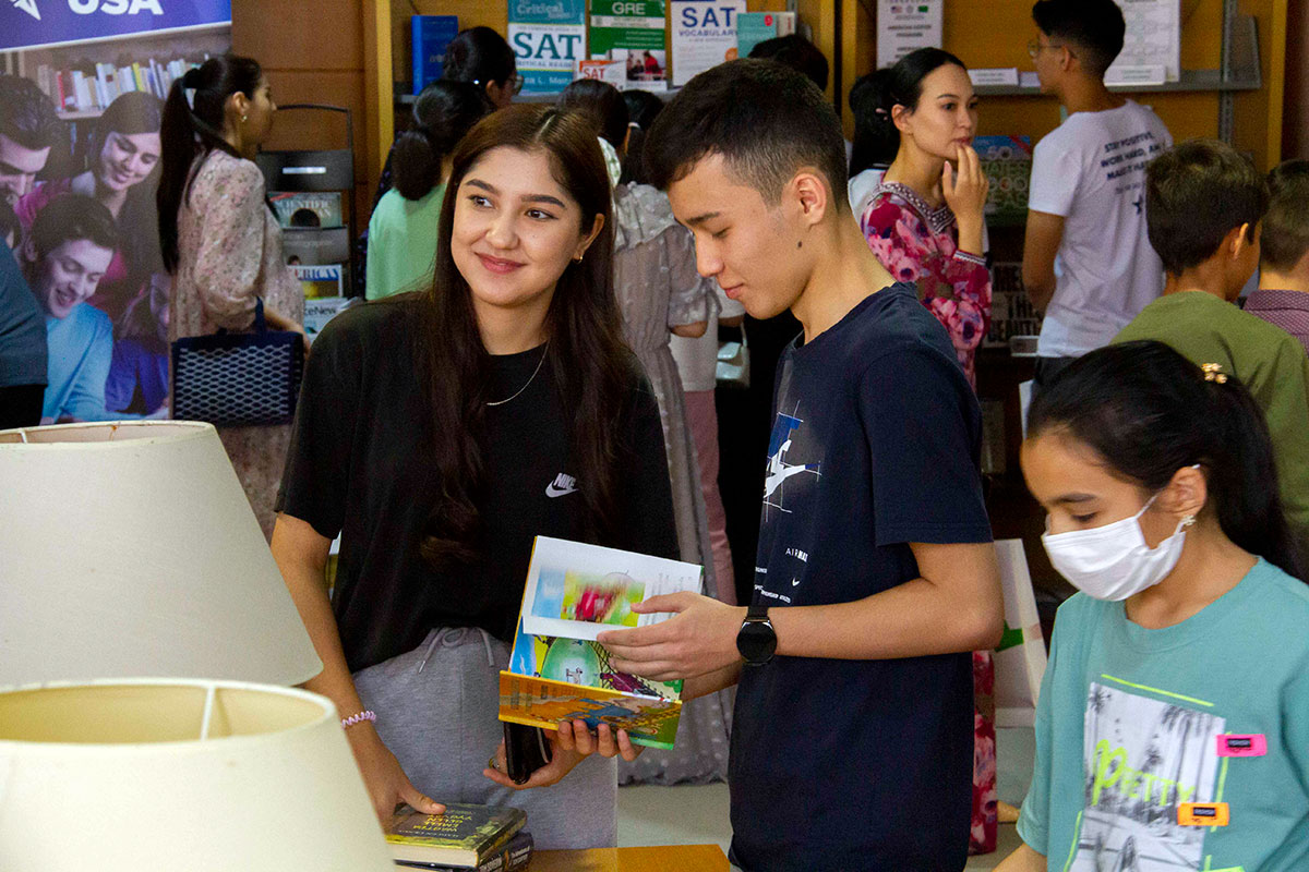 Festival of a book translated from English into Turkmen